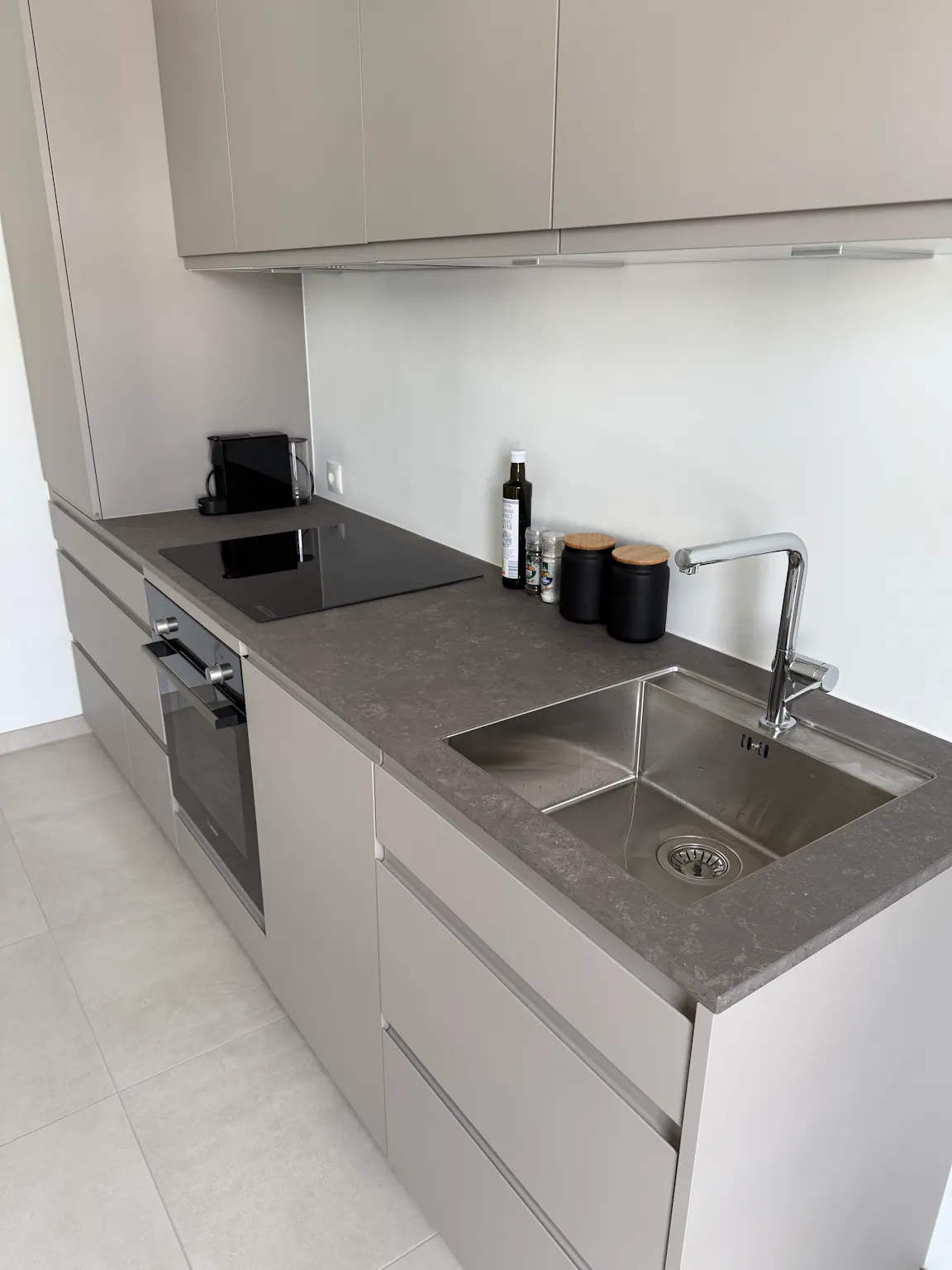1-Bedroom Apartment in Beltgens Garten, Hamburg (1084497) ROOM 3