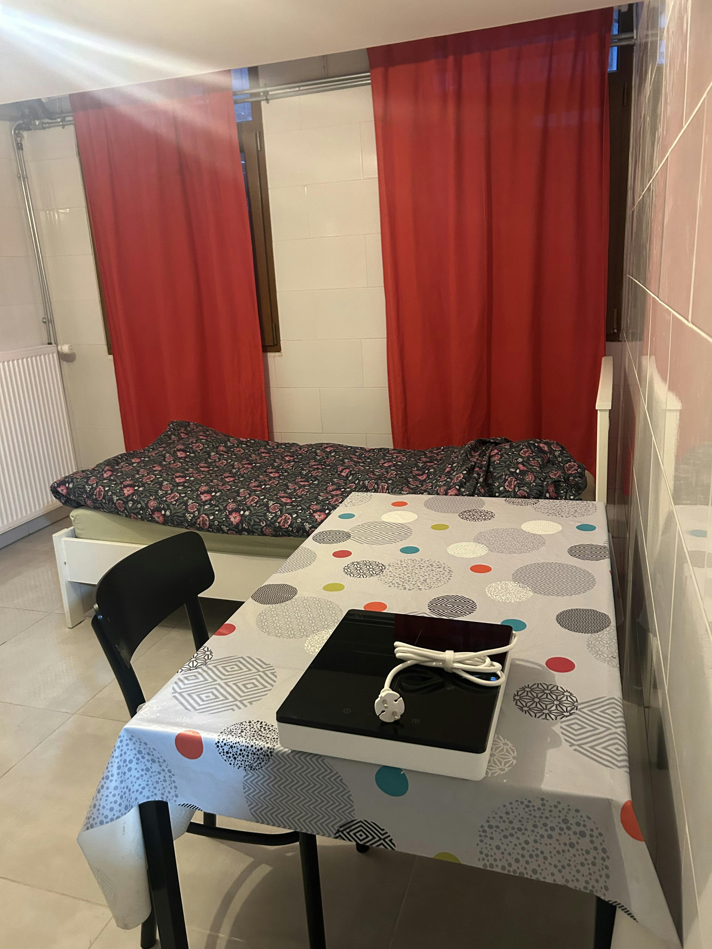 Rue Saint-Christophe, Brussels preview