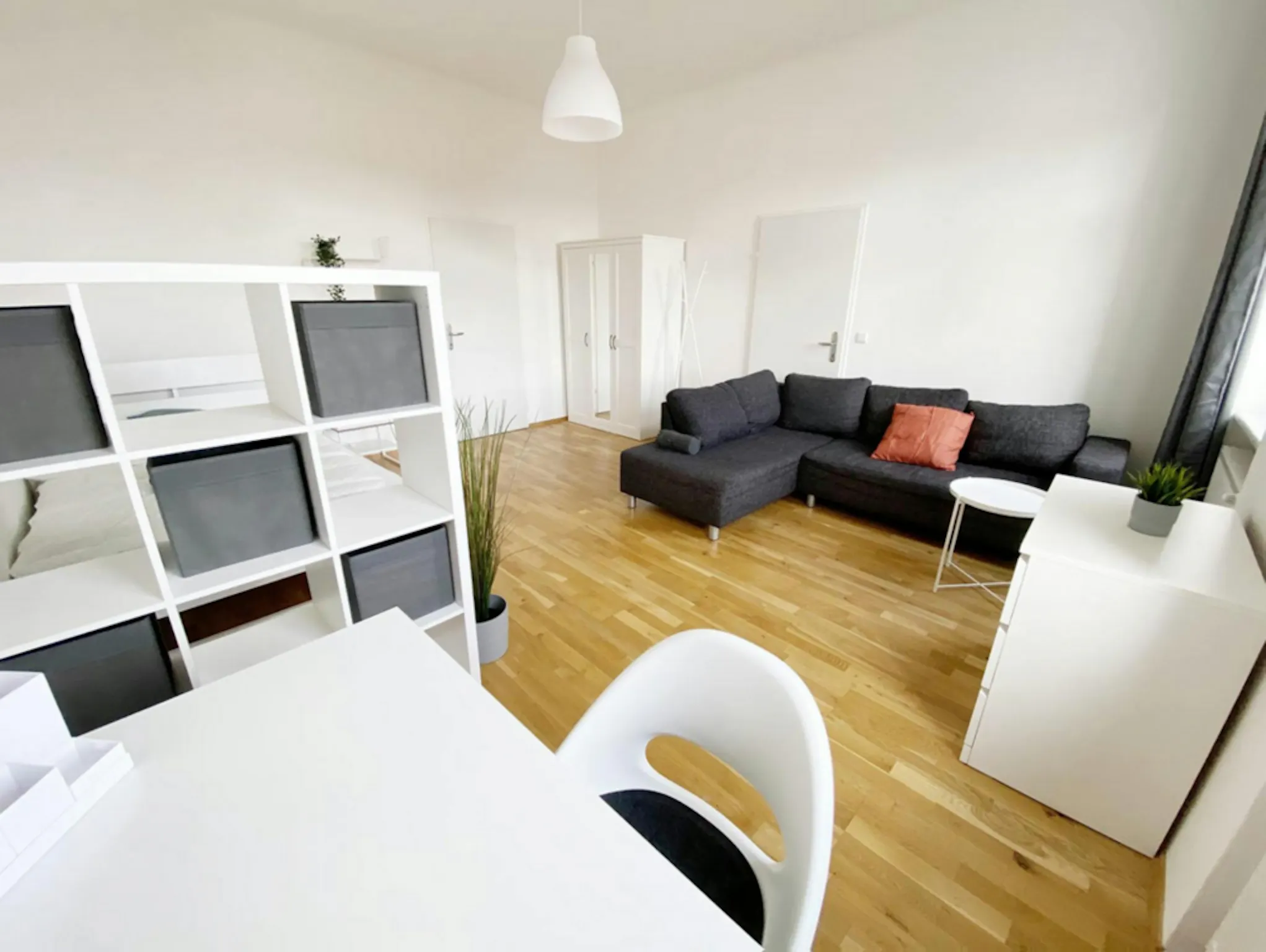 Klosterneuburger Straße, Vienna preview