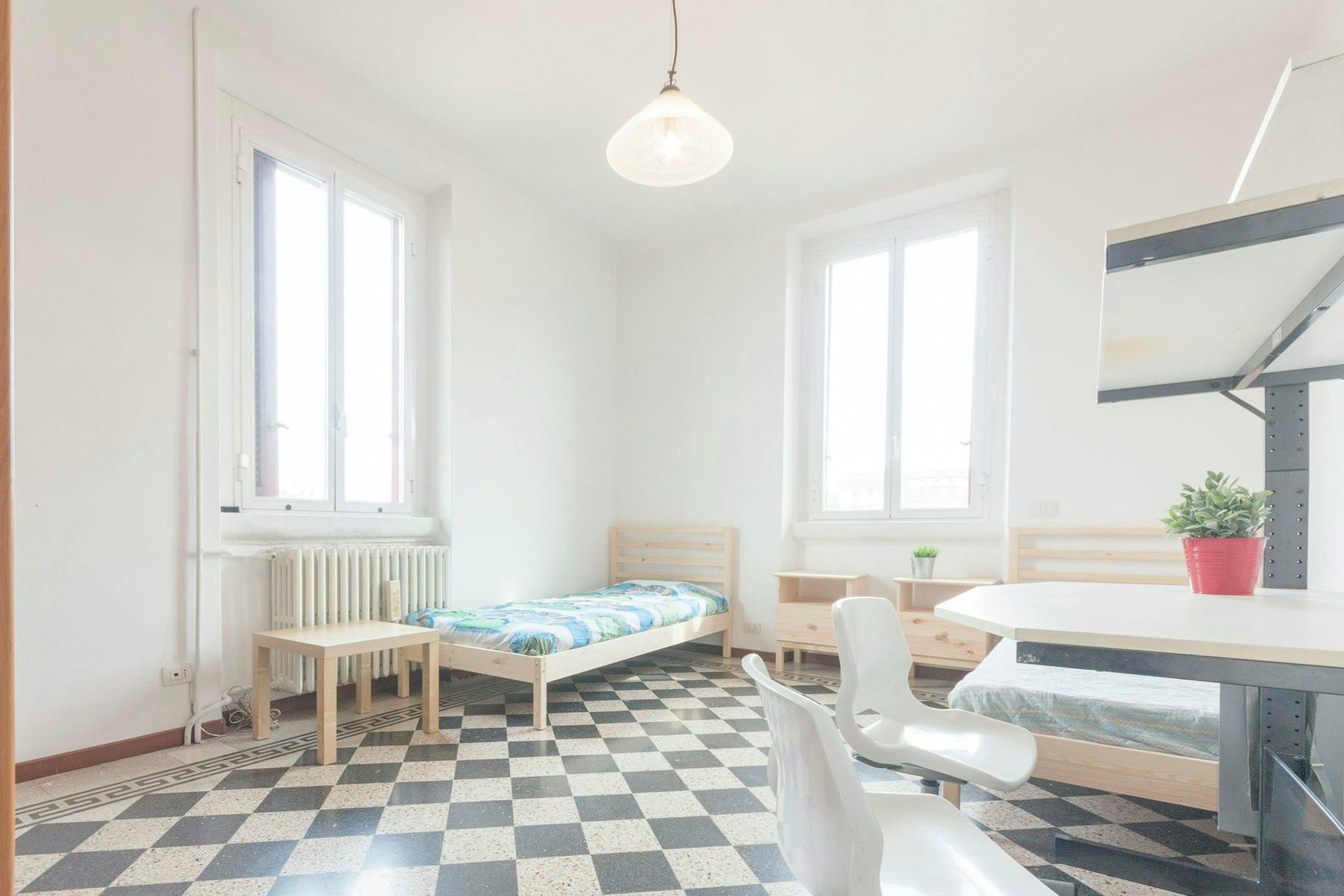 Shared room in Via Jacopino da Tradate, Milan (1094435) room image 2