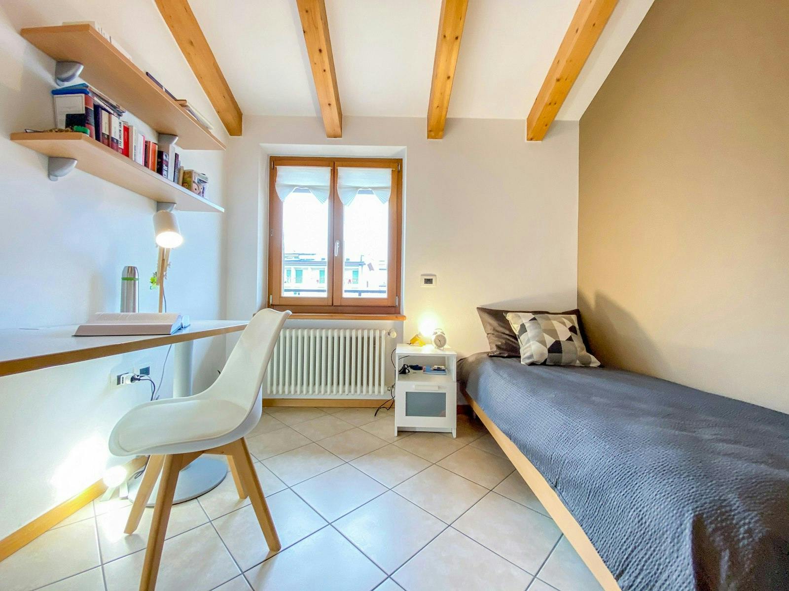 Private room in Via Tommaso Gar, Trento (1094455) room image 2