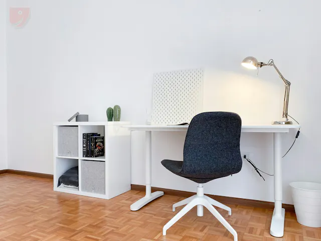 Private room in Via Giacomo Matteotti, Trento (1094569) room image 7