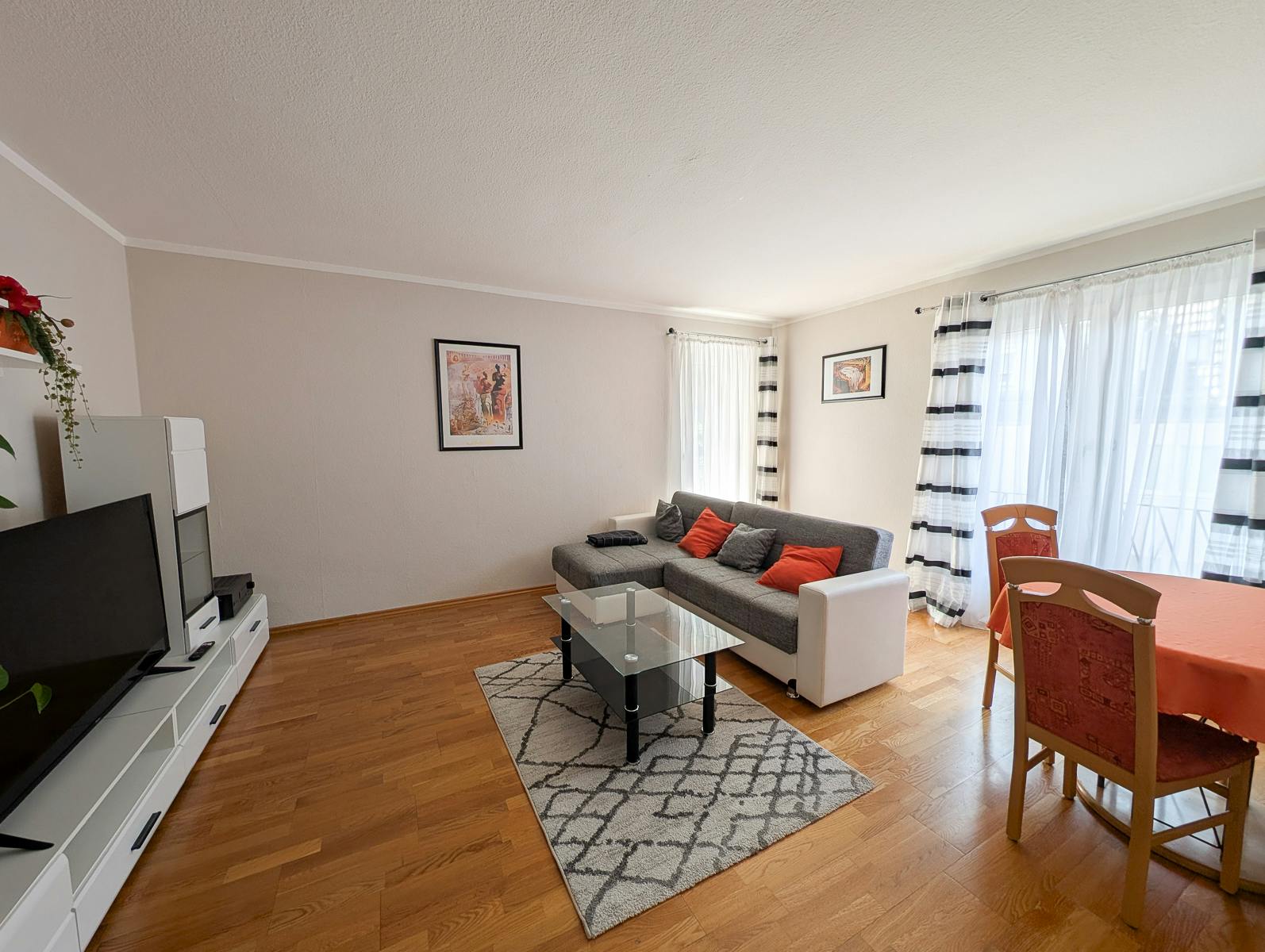 Lägenhet att hyra för 2 190 € i månaden i Stuttgart, Böheimstraße