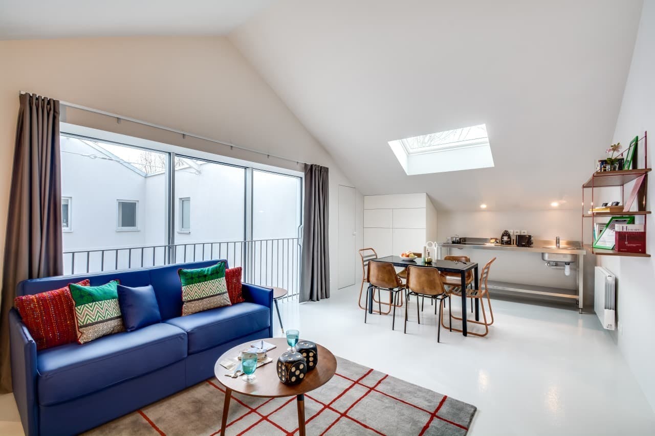 Apartment for rent for €4,121 per month in Paris, Boulevard Brune