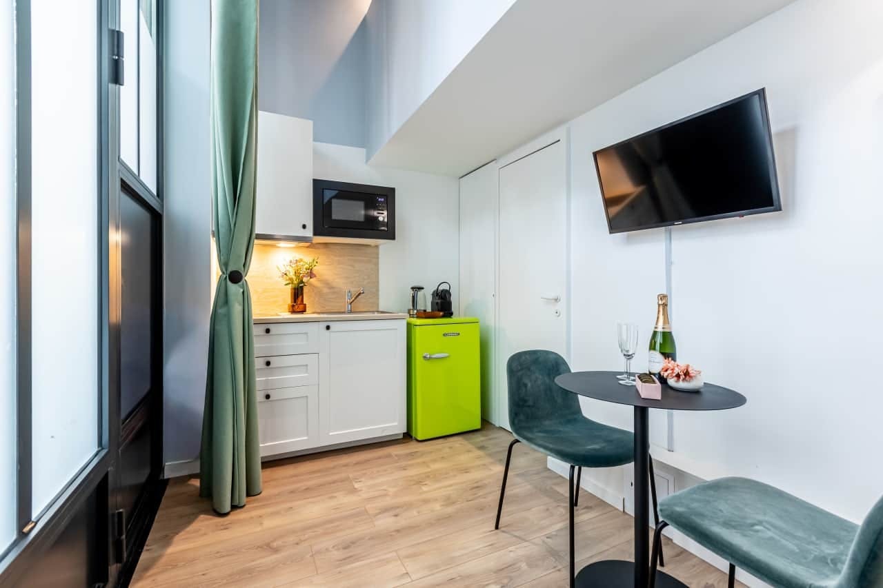 Estudio  en alquiler por 4121 € al mes en Paris, Boulevard Brune
