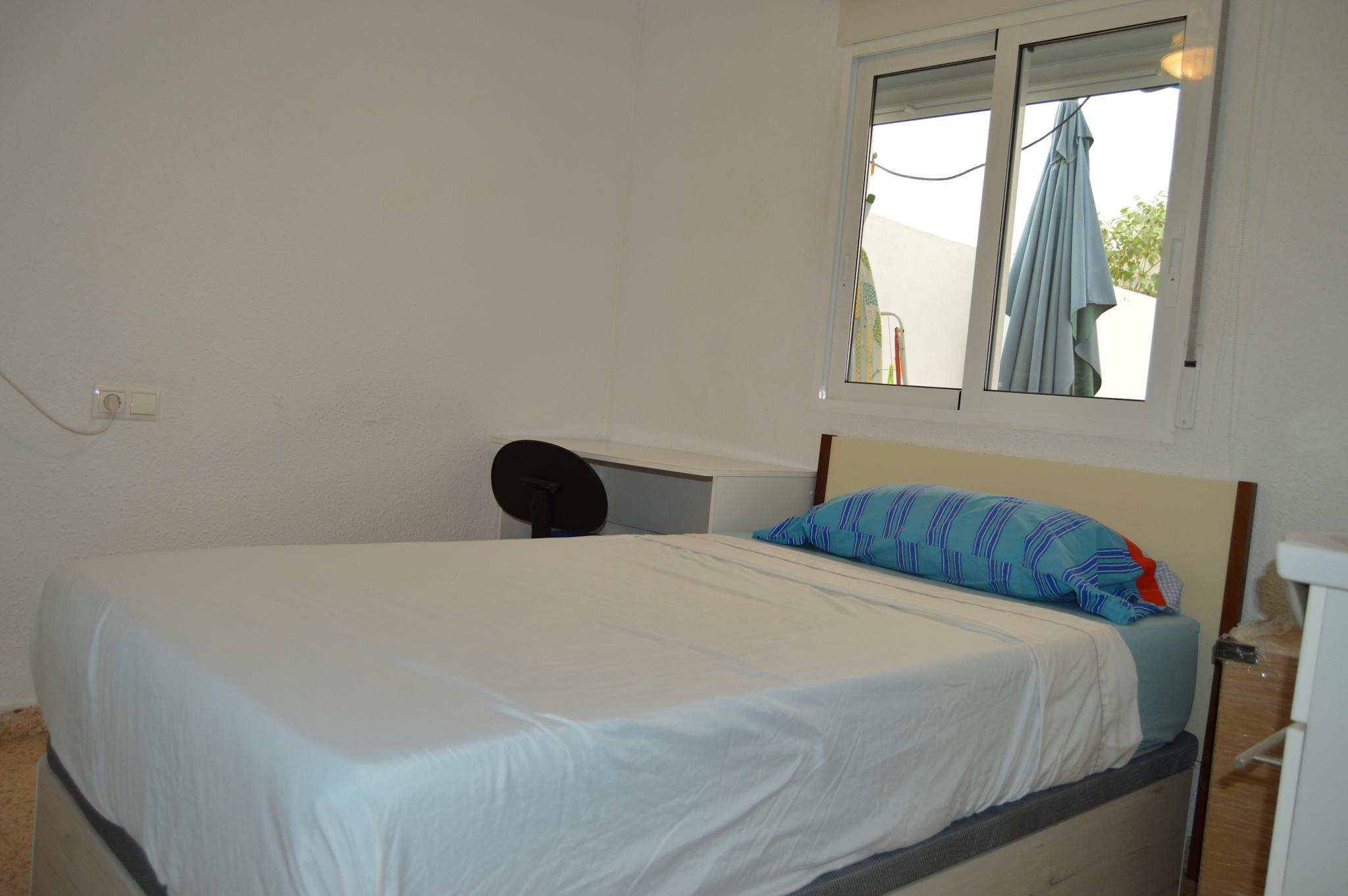 Carrer Manuela Estellés, Valencia preview