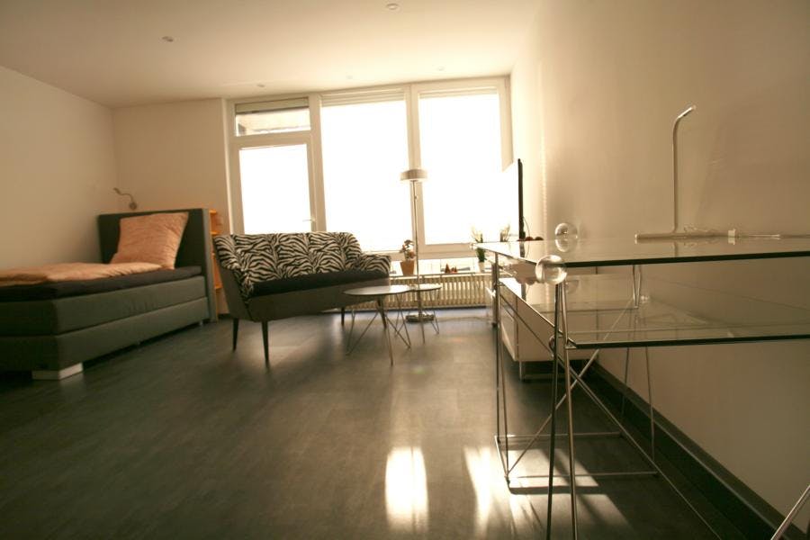 Studio te huur voor € 1.150 per maand in Köln, Wiener Weg