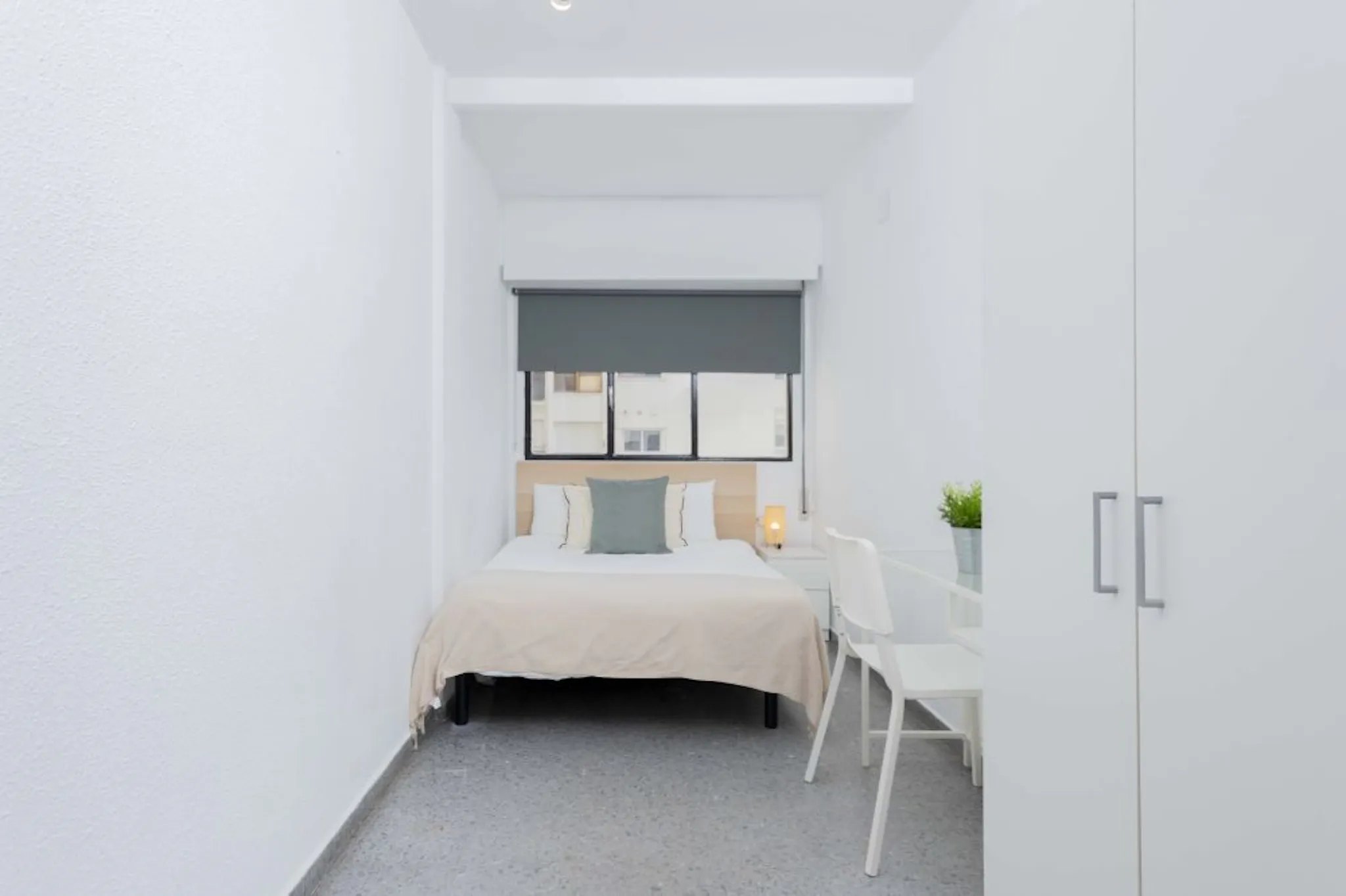 Calle El Bachiller, Valencia preview