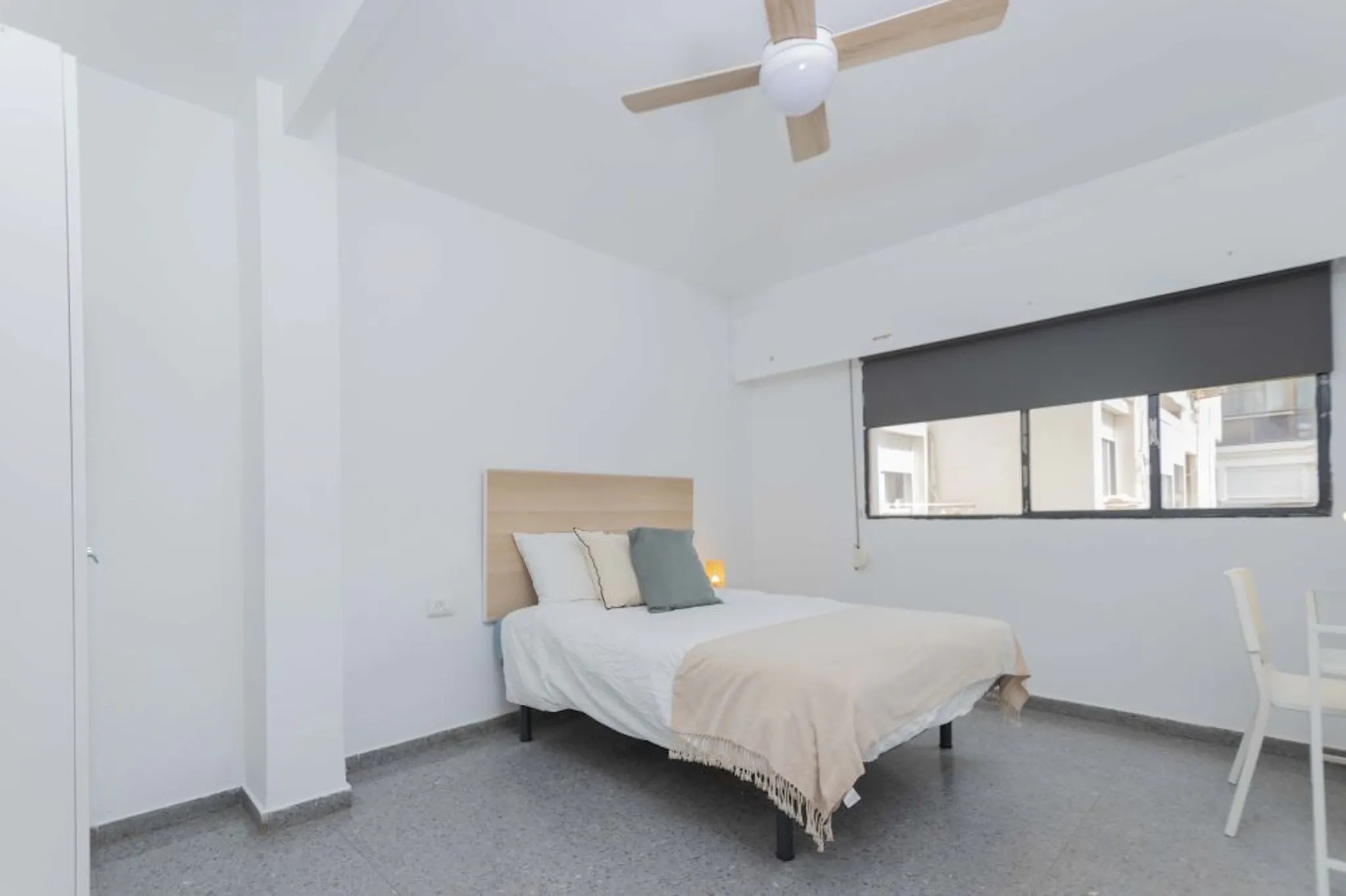 Calle El Bachiller, Valencia preview