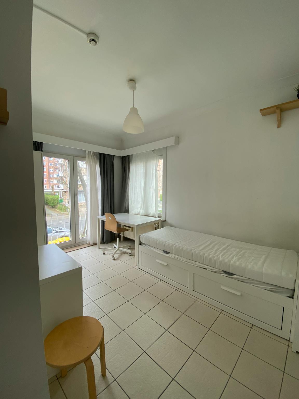 Avenue Télémaque, Forest preview