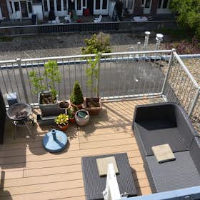 Appartement te huur voor € 1.295 per maand in Amsterdam, Vechtstraat