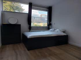 Casa in affitto a 1.500 € al mese a Capelle aan den IJssel, Merelhoven