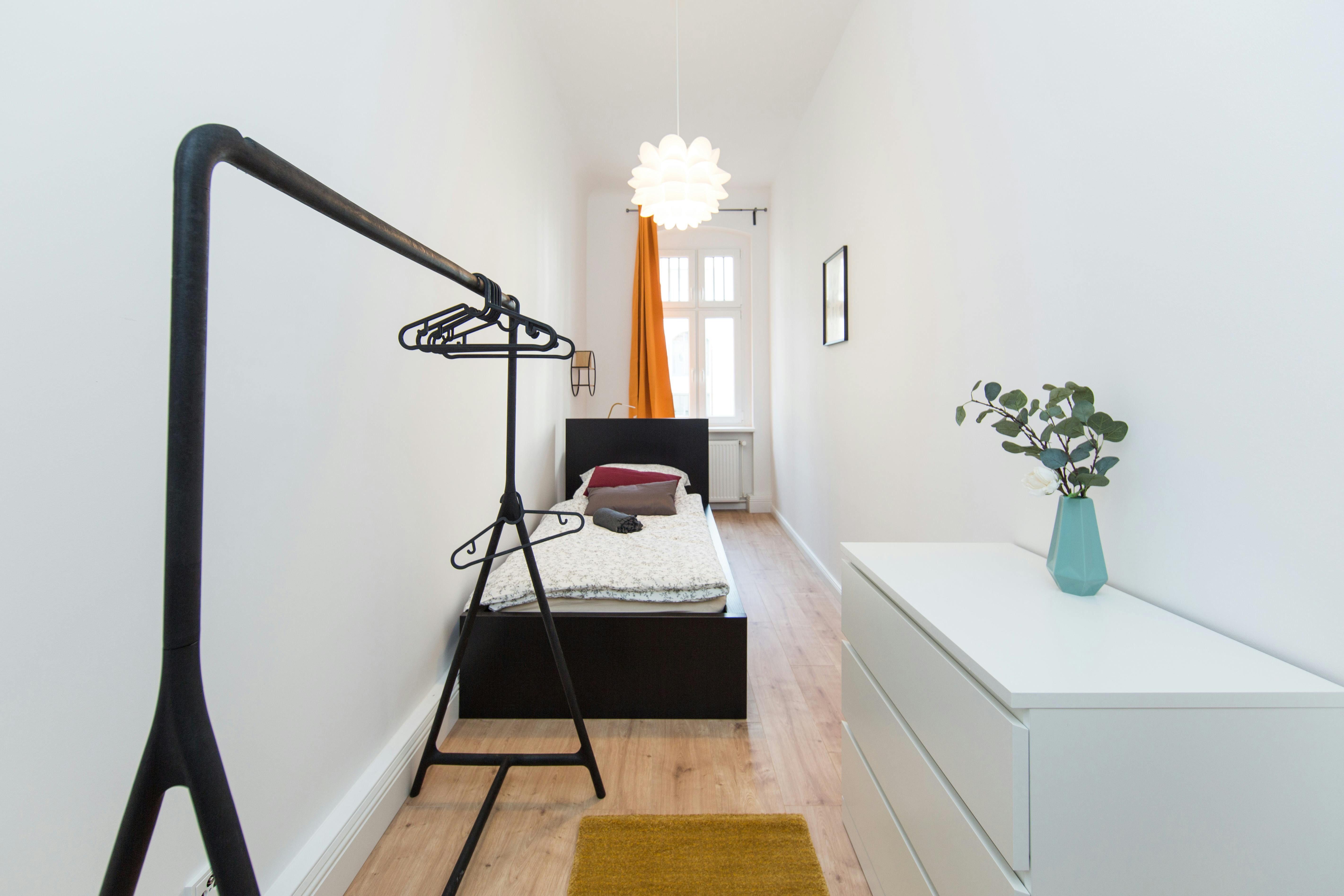 Alt-Moabit, Berlin preview