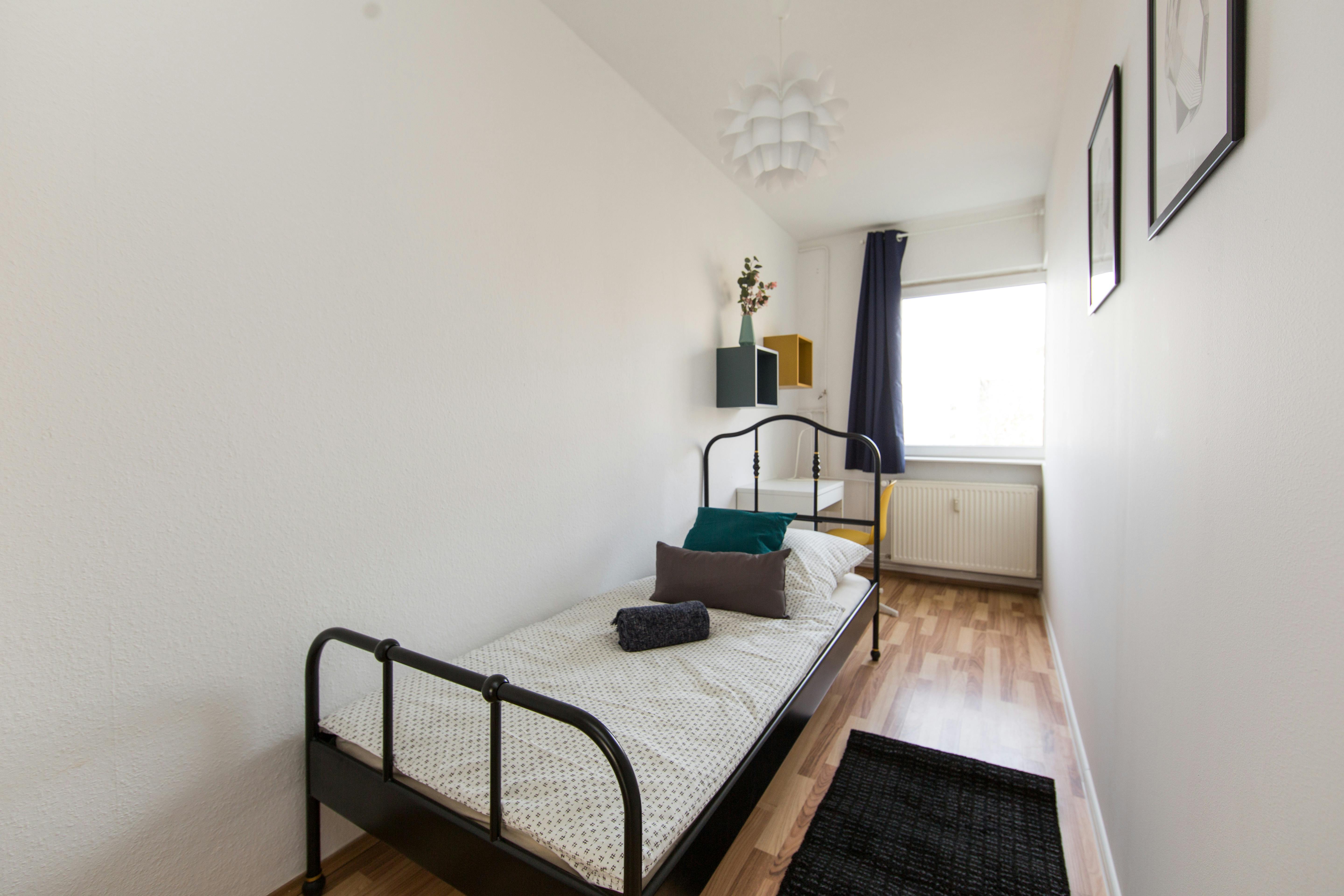 Ratiborstraße, Berlin preview