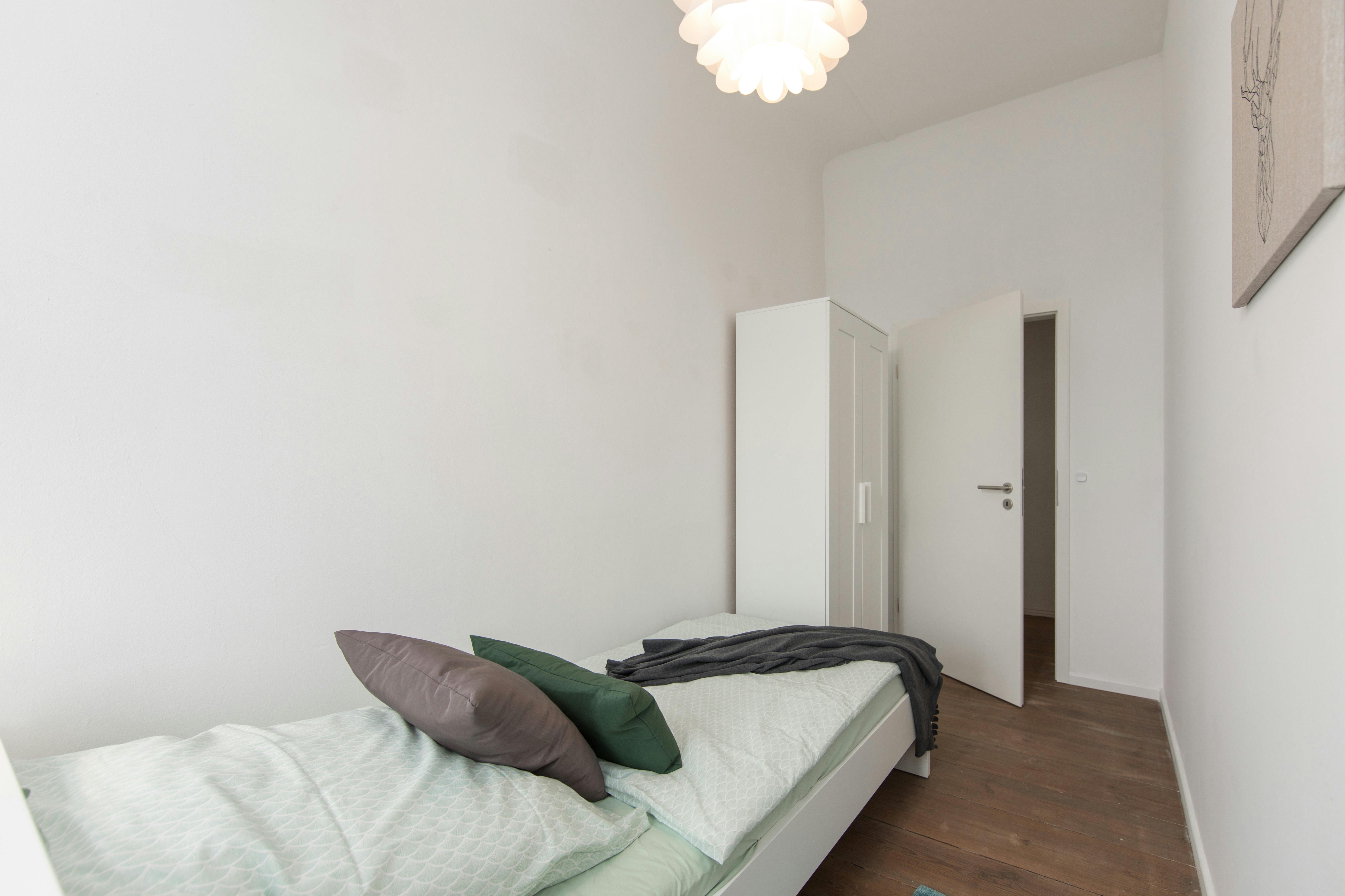 Weimarische Straße, Berlin preview