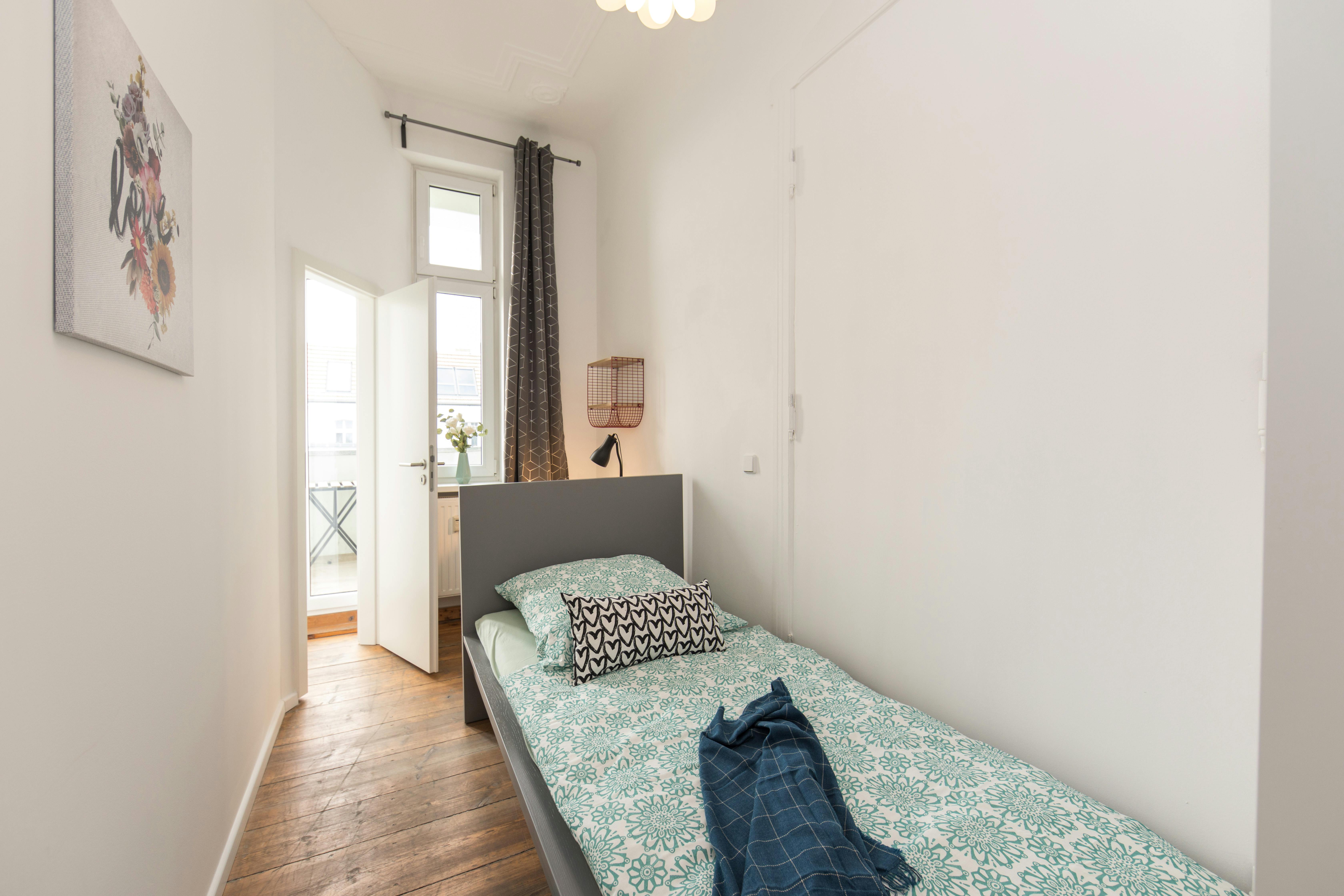 Private room for rent for €590 per month in Berlin, Weimarische Straße