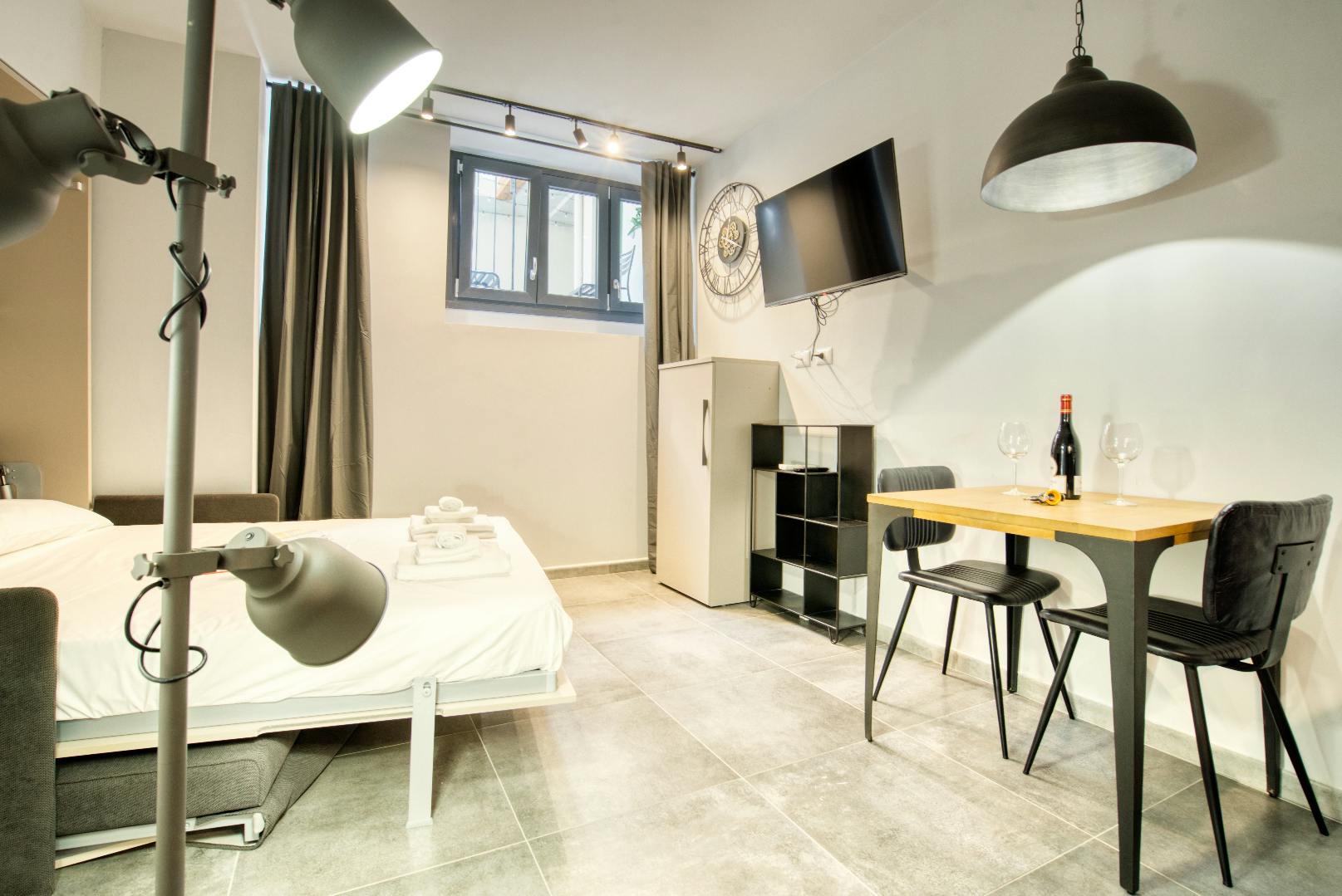 Monolocale in affitto a 1100 € al mese a Milan, Viale Papiniano