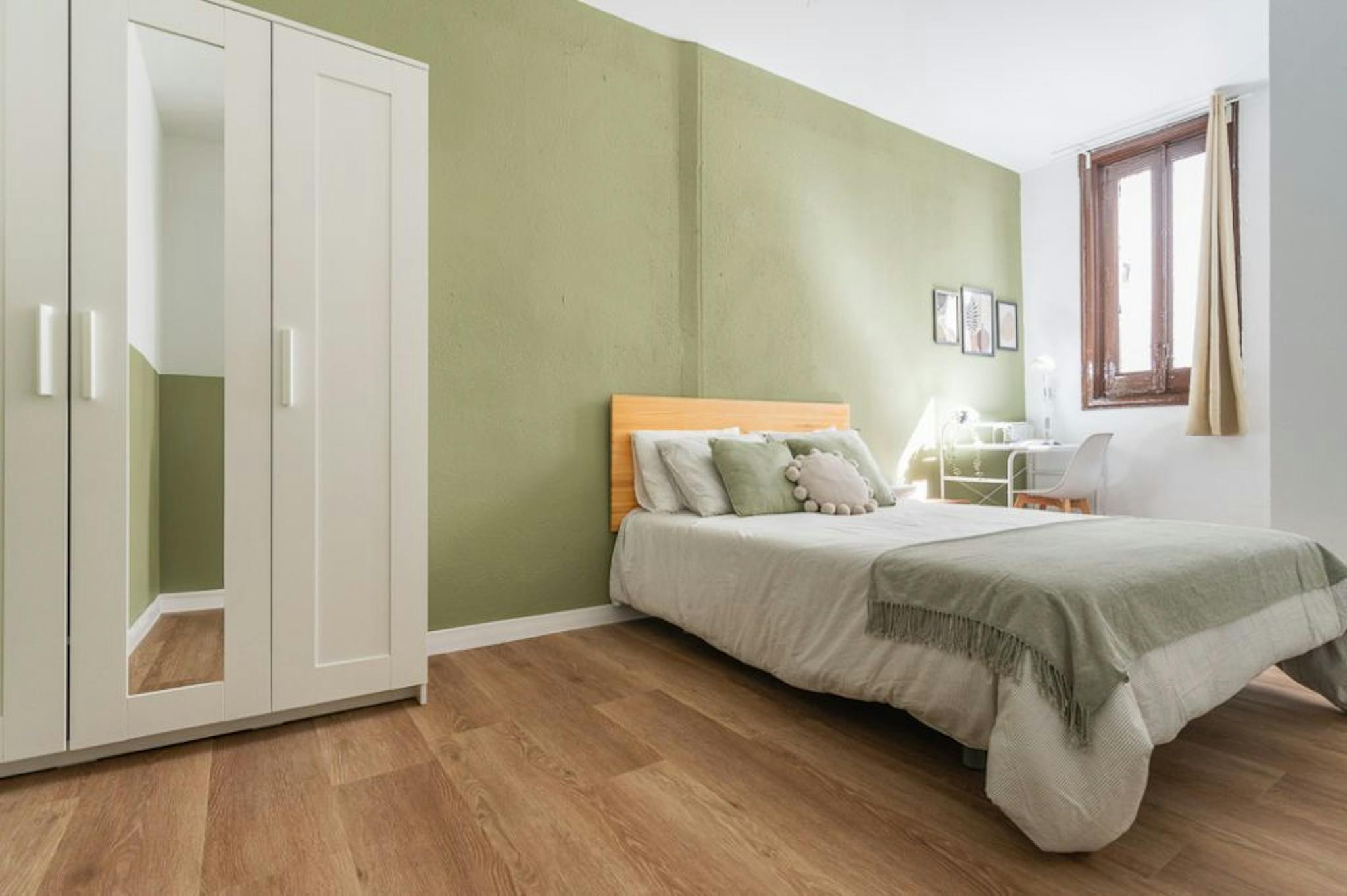 Calle de Preciados, Madrid preview