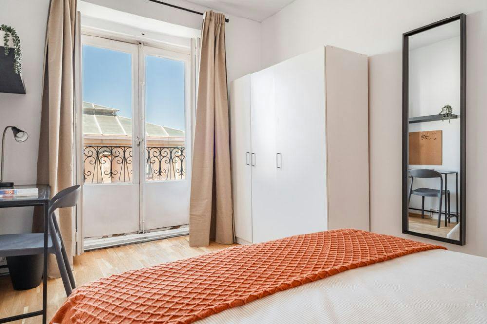 Calle de la Redondilla, Madrid preview