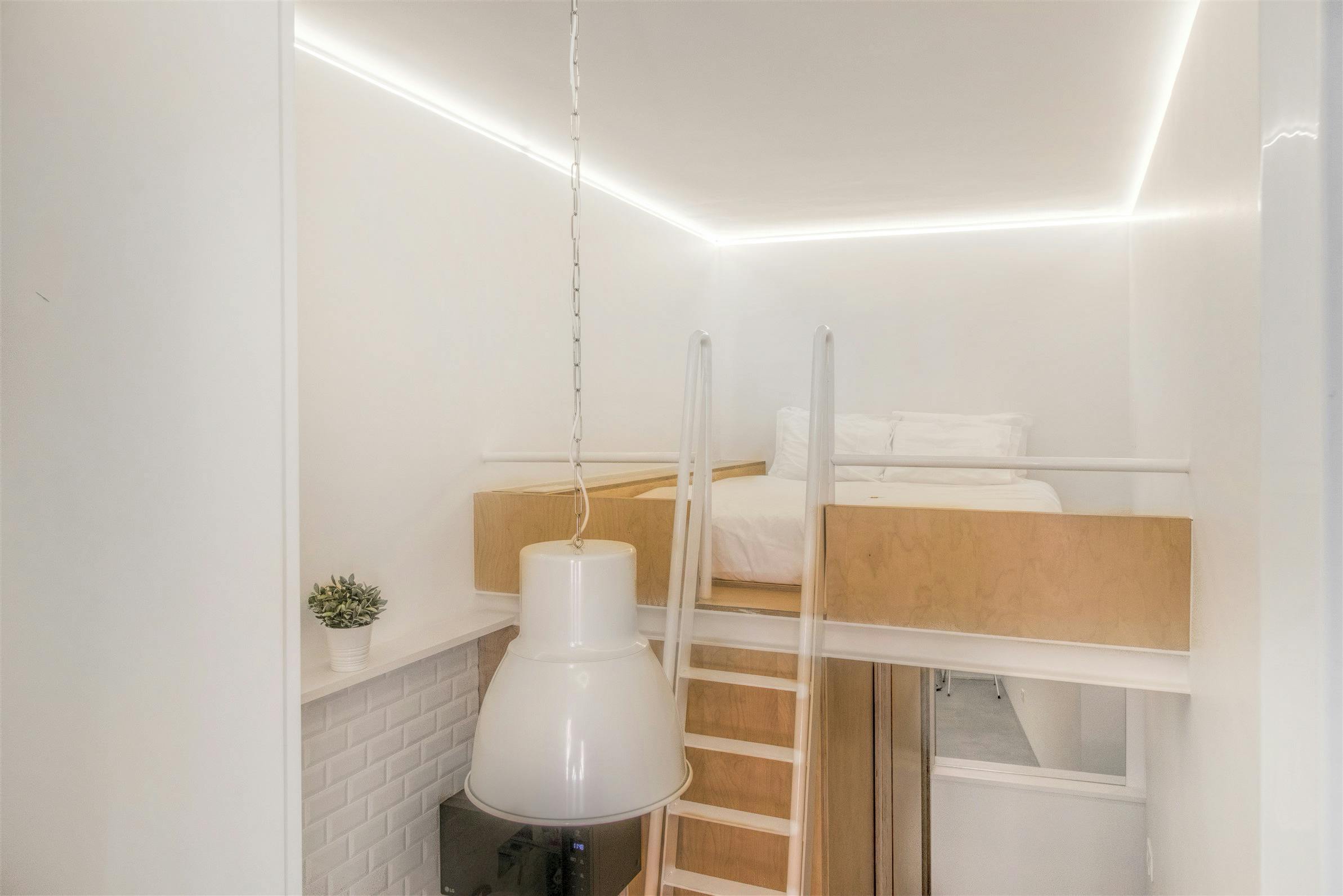 Studio for rent for €955 per month in Lisbon, Travessa de Palma