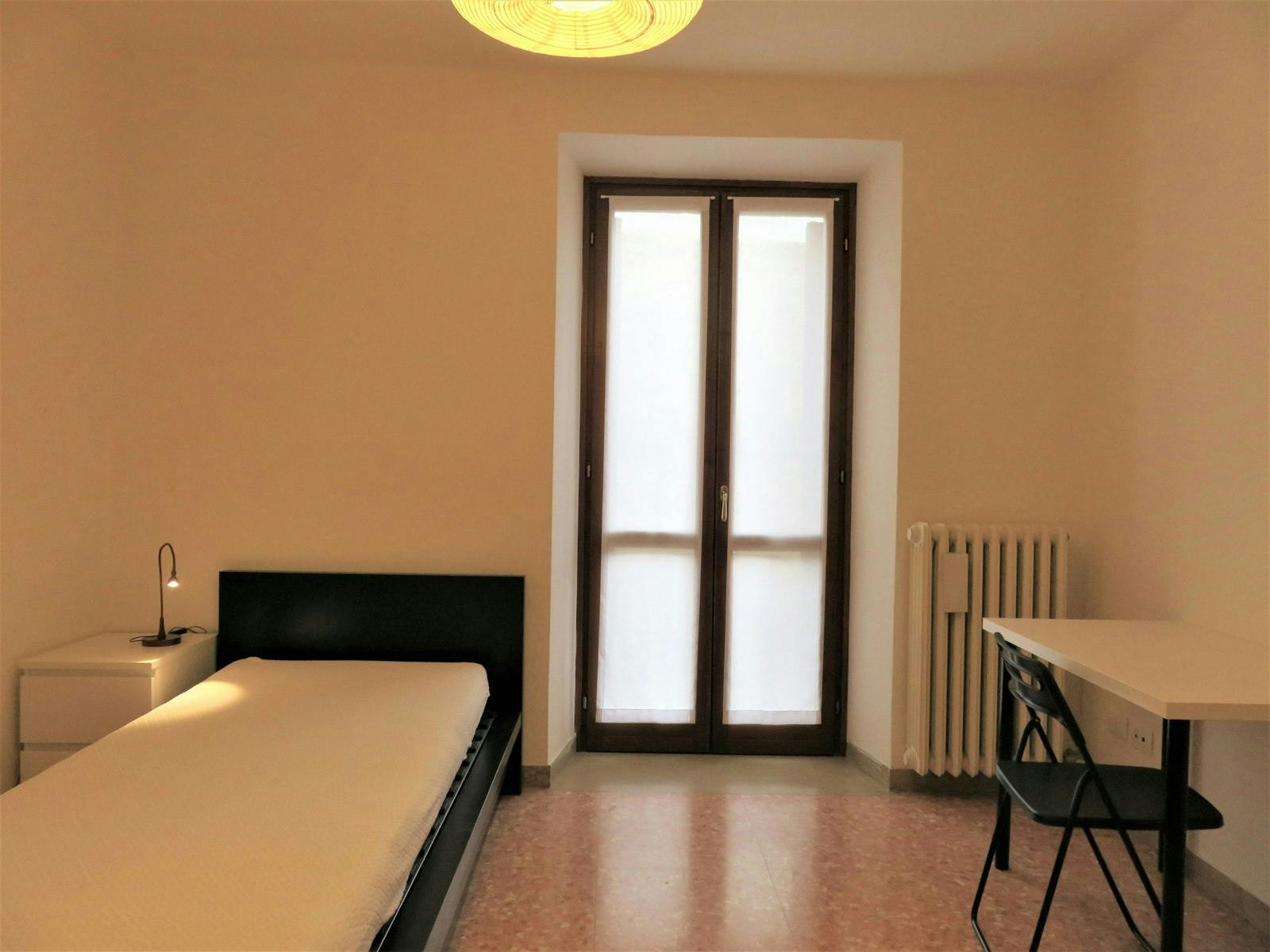 Private room in Via Santa Chiara, Verona (1109613) room image 1
