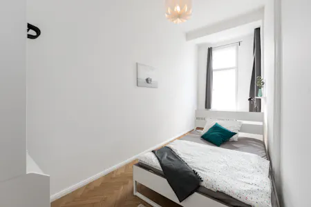 Private room for rent on Grunewaldstraße, Berlin, Berlin