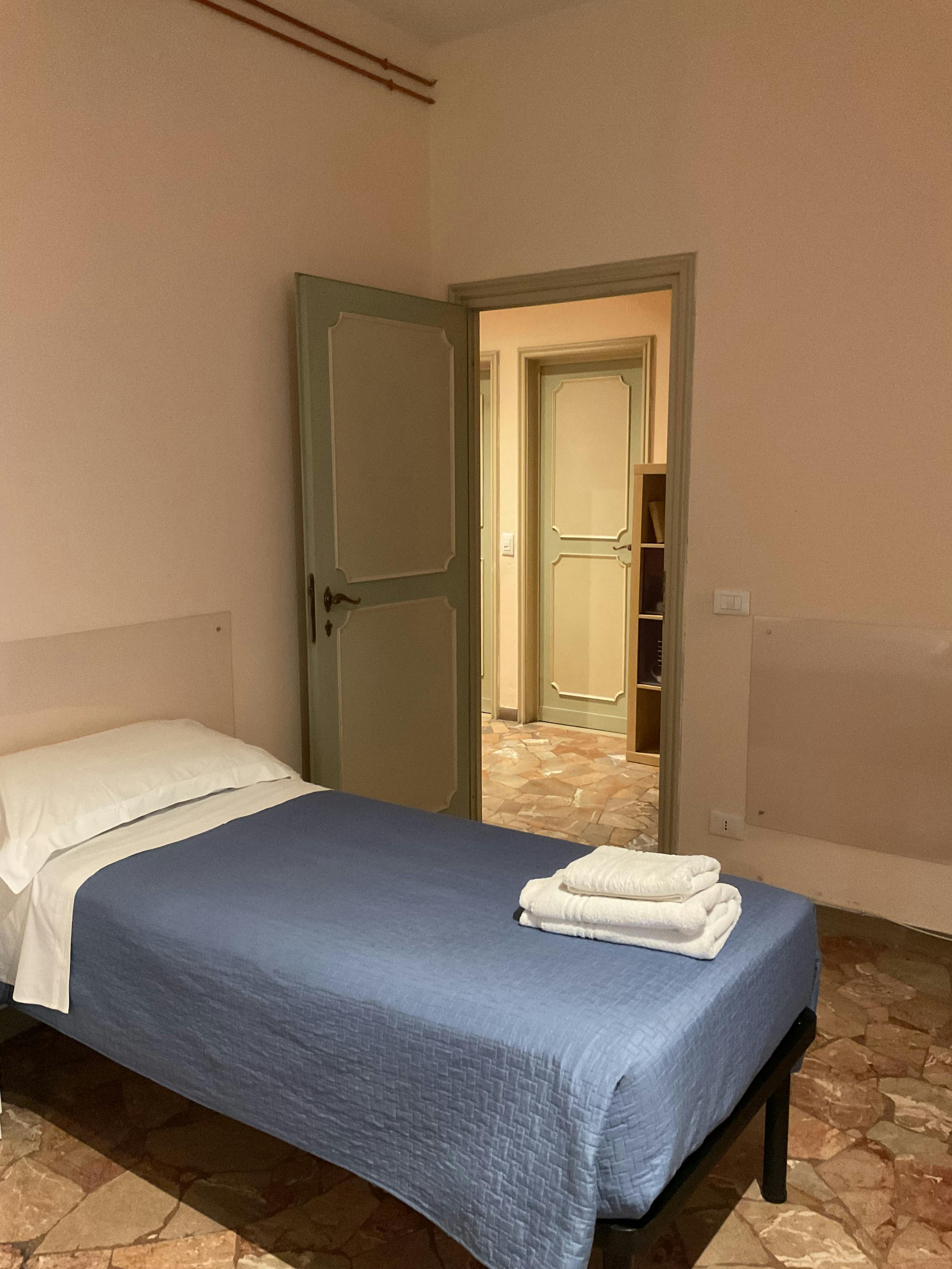 Vicolo dell'Oro, Florence