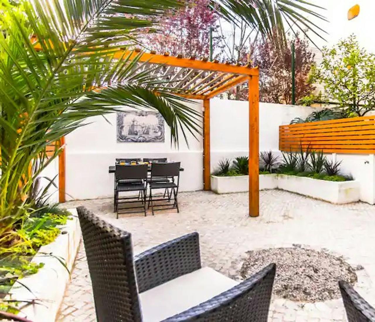 Apartment for rent for €2,000 per month in Lisbon, Rua do Olival