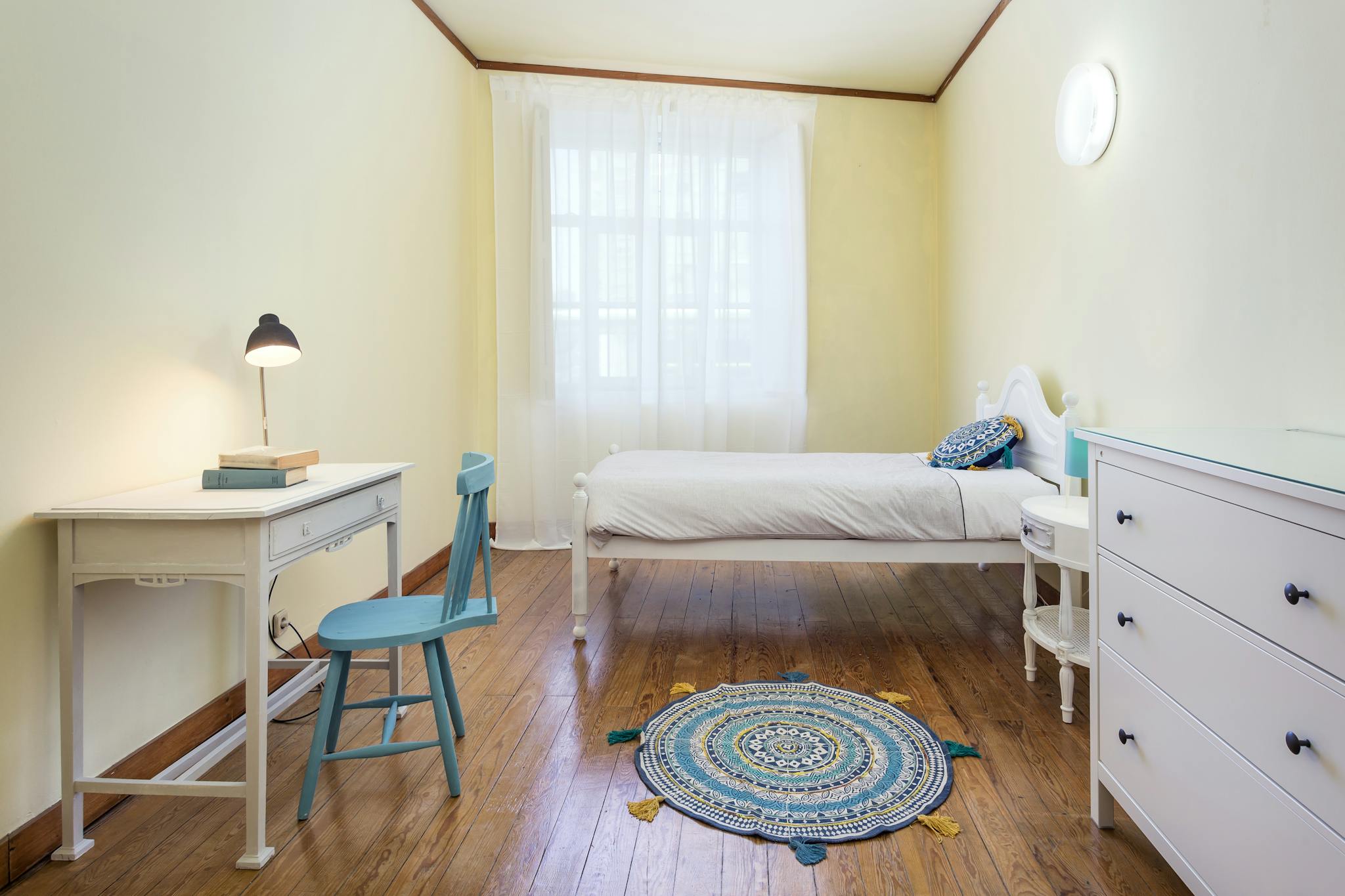 Estrada da Luz, Lisbon preview