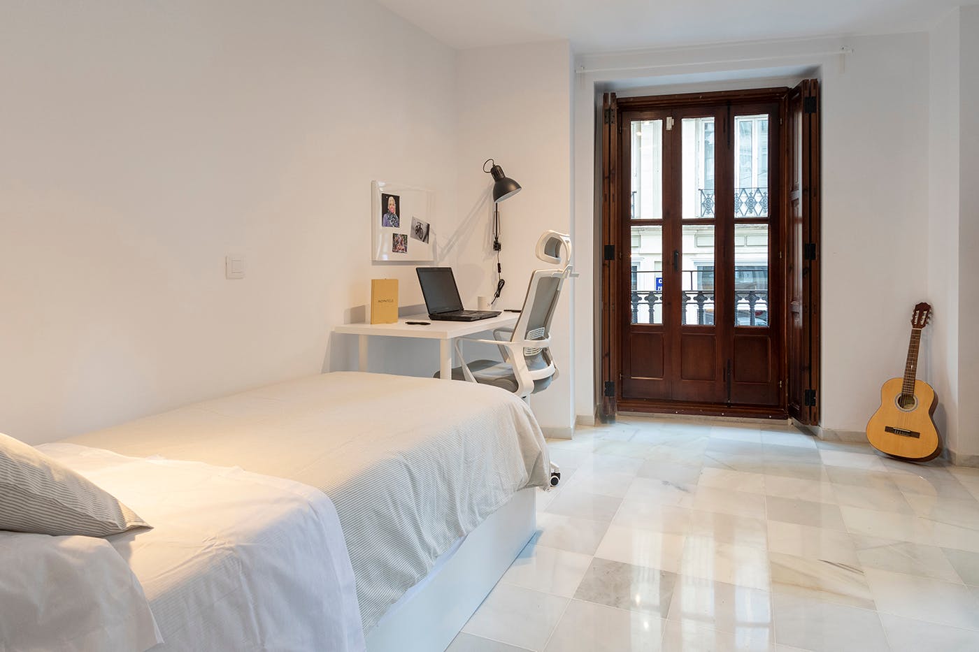 preview gallery tile