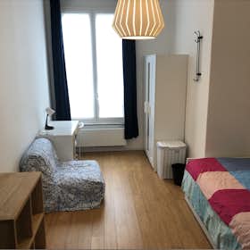 Private room for rent for €495 per month in Schaerbeek, Rue Dupont