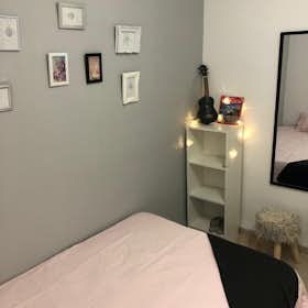 Private room for rent for €440 per month in Málaga, Calle Martínez Maldonado