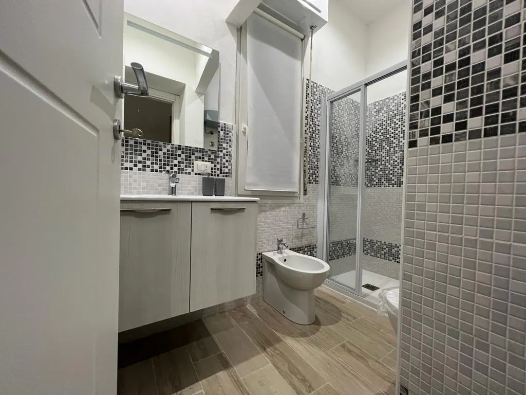 1-Bedroom Apartment in Via Magenta, Varese (1126267) ROOM 1