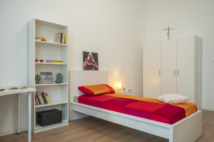 Single room Turin, 1 bed, 18m² — photo 1
