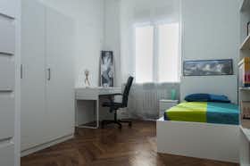 Habitación privada en alquiler por 510 € al mes en Turin, Via Aldo Barbaro