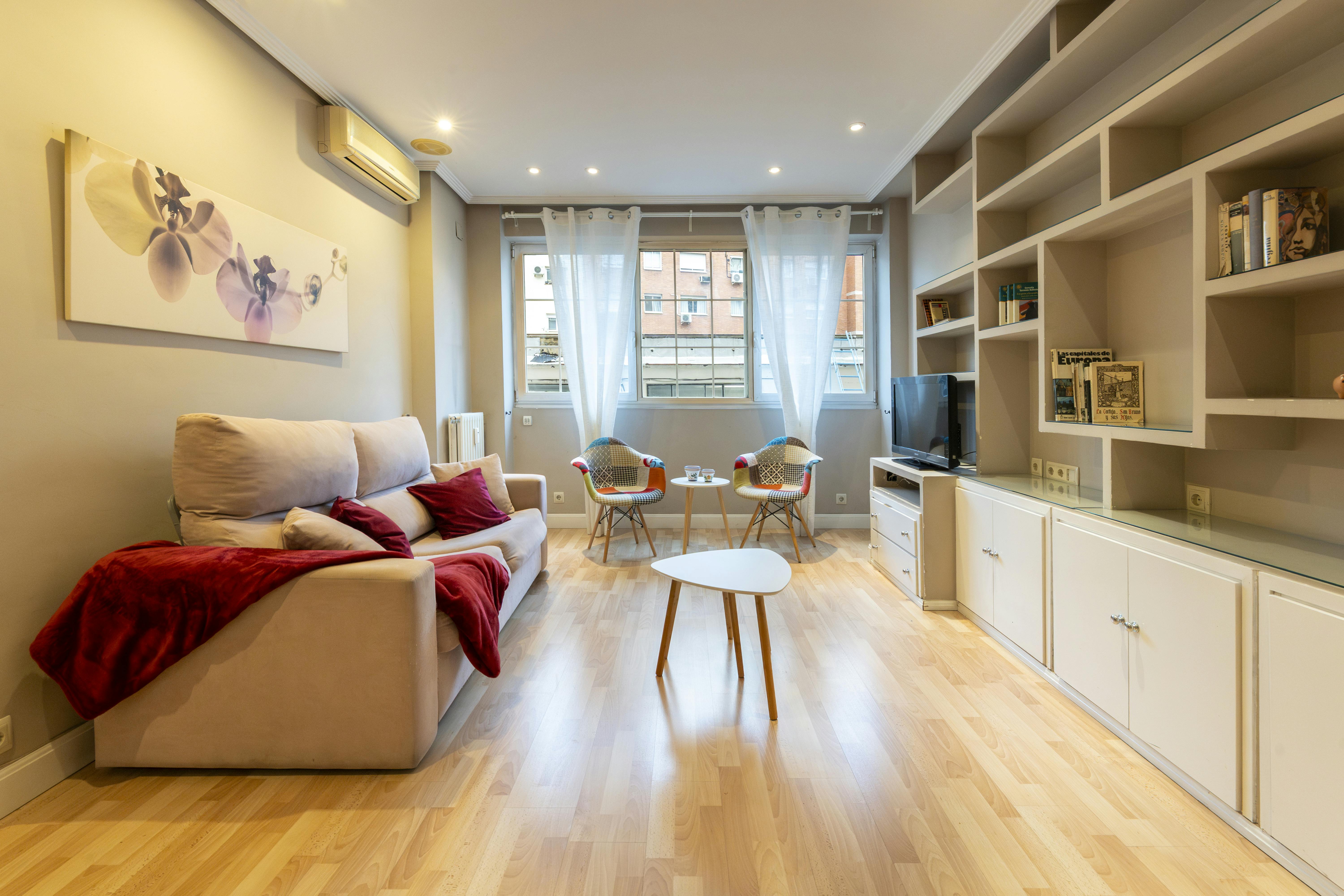 Apartamento en alquiler por 2700 € al mes en Madrid, Avenida de América