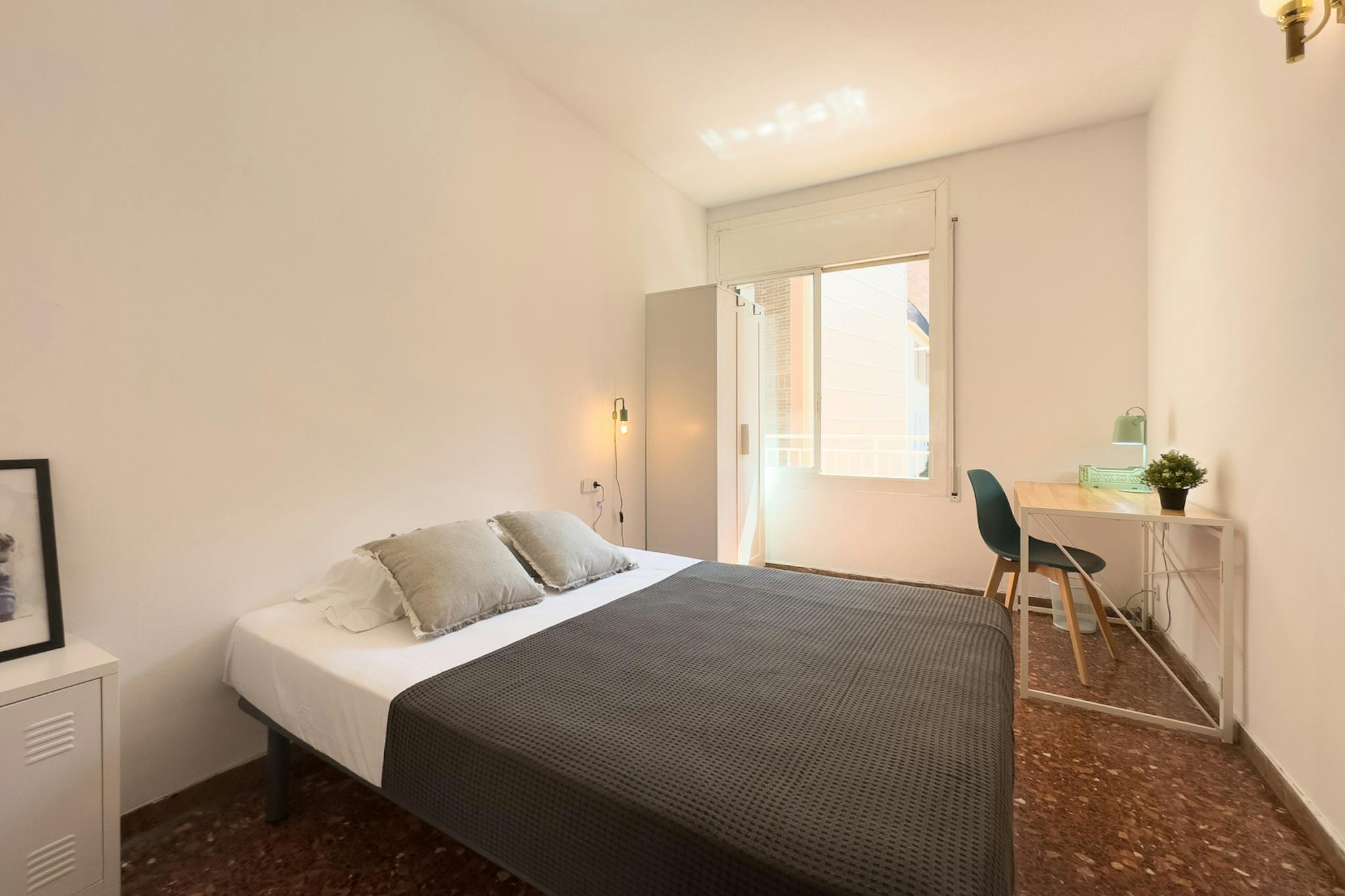 Carrer de la Mare de Déu del Carmel, Barcelona preview