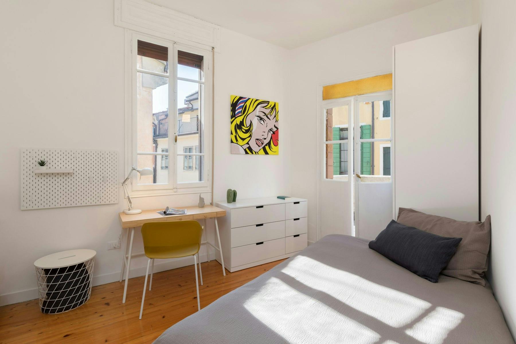 preview gallery tile