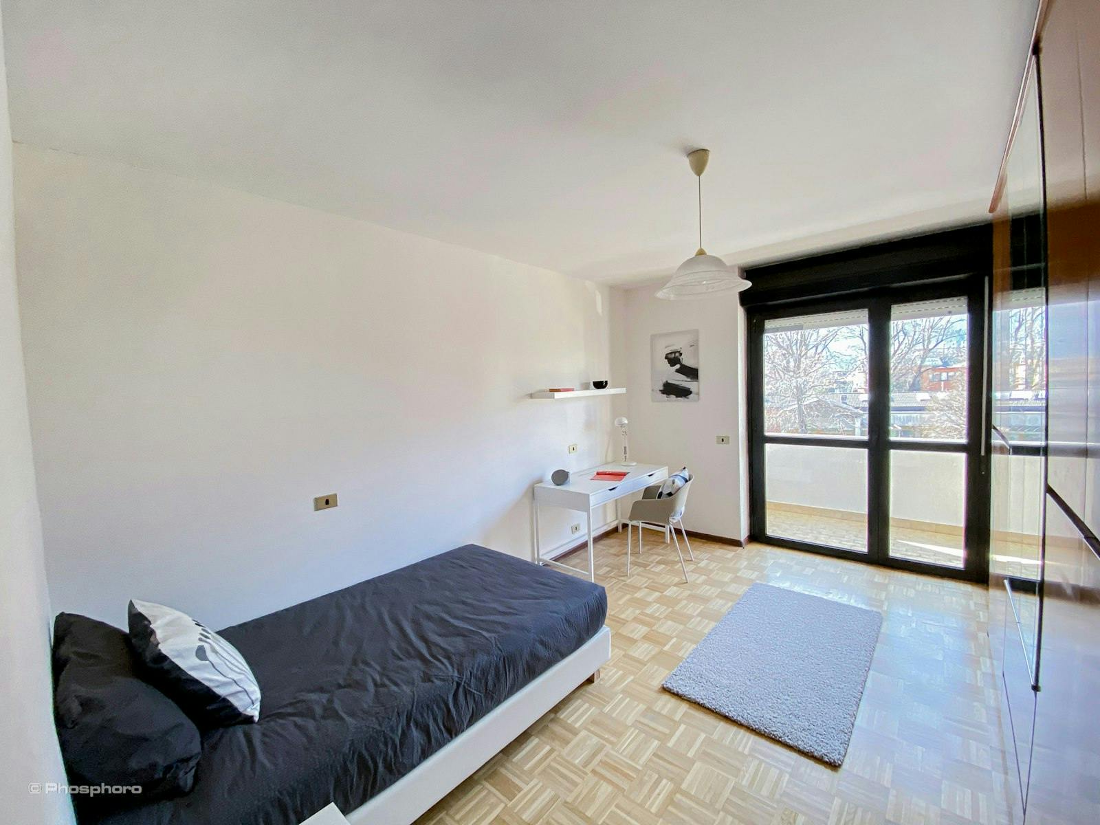Private room in Via dei Solteri, Trento (1129103) room image 2
