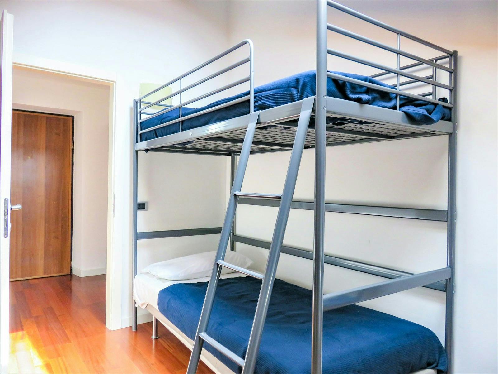 Double room Trento, 1 bed, 9m² — photo 1