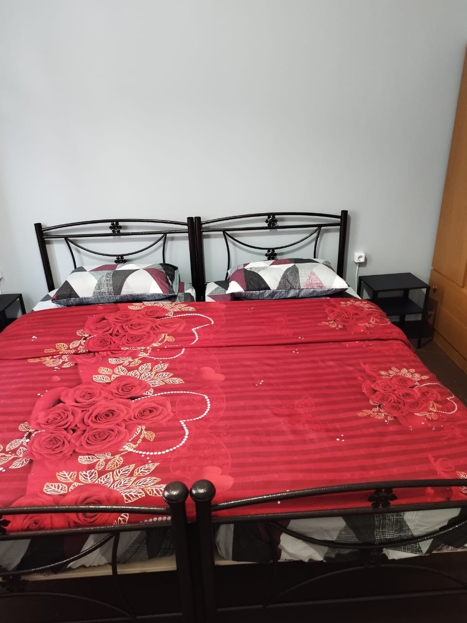 Remoundou, Athens preview