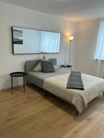Privé kamer te huur voor € 850 per maand in Munich, Jutastraße