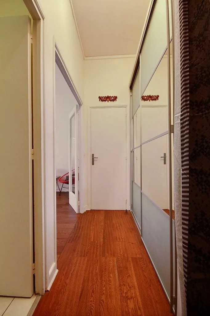 1-Bedroom Apartment in Rue Rennequin, Paris (1138019) ROOM 2