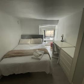 Private room for rent for €525 per month in Madrid, Calle de San Gregorio