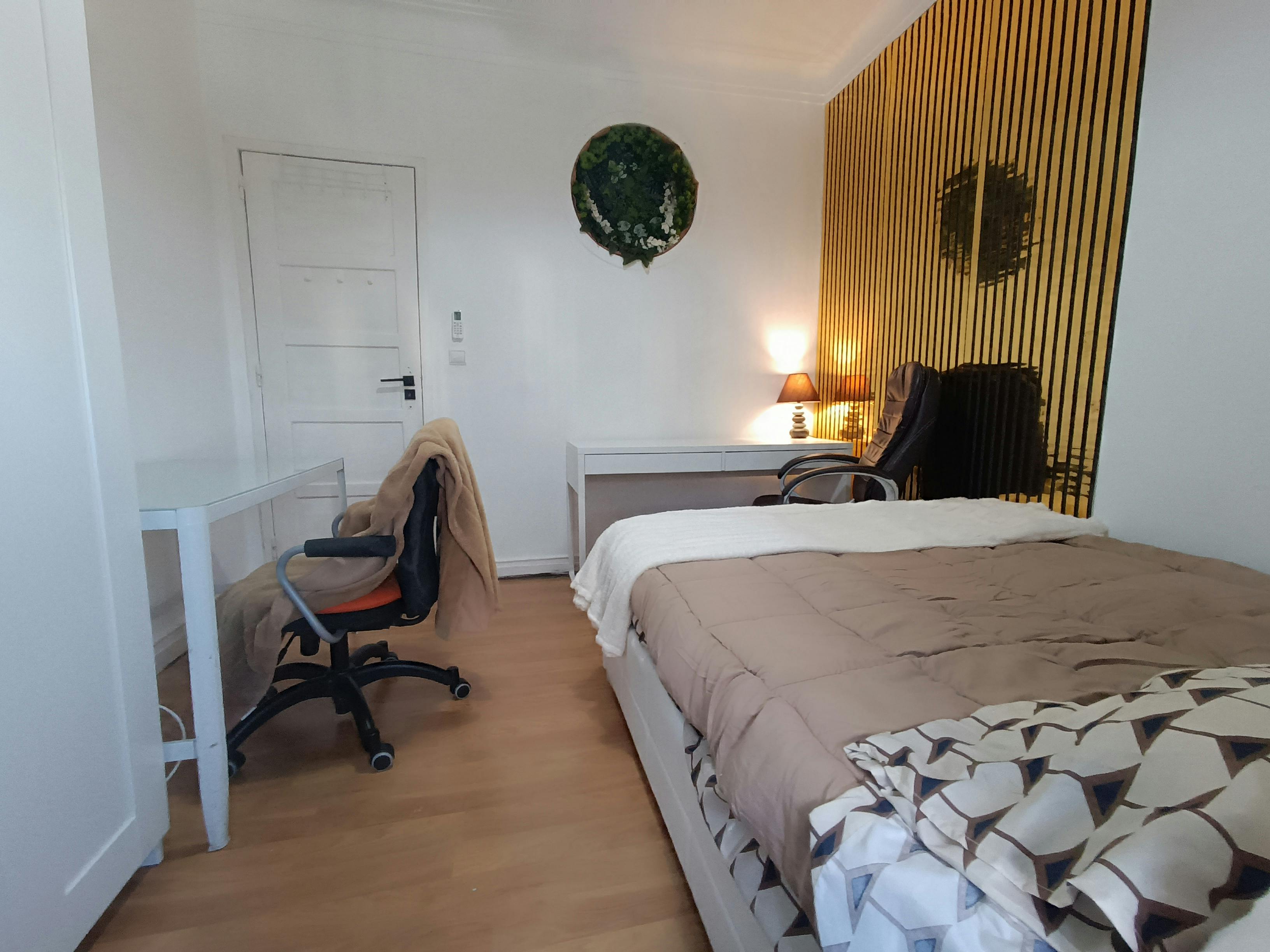 Double room Amadora, 90m² — photo 73