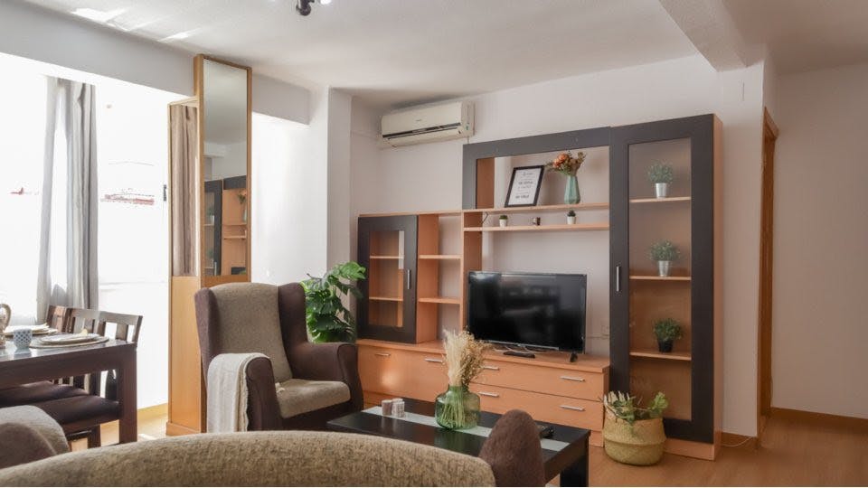 Apartment for rent for €1,500 per month in Madrid, Calle de la Abejuela