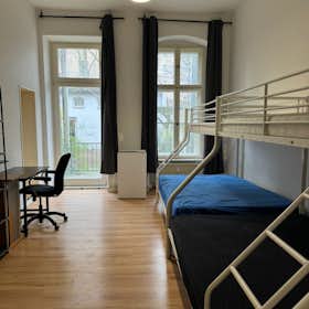 Gedeelde kamer te huur voor € 425 per maand in Berlin, Waldstraße