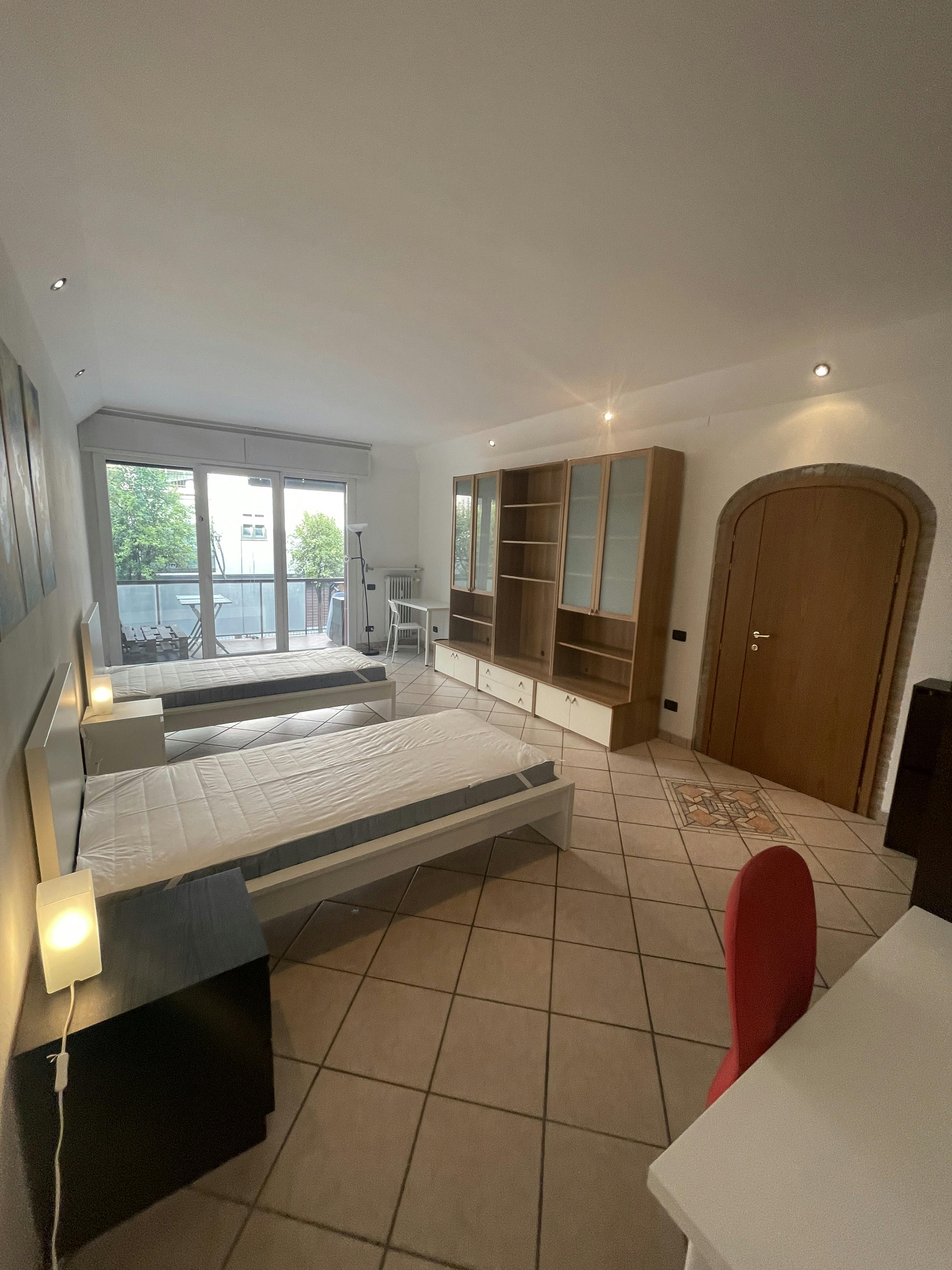 Shared room for rent for €260 per month in Padova, Via Dignano