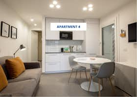 Apartamento para alugar por € 1.600 por mês em Rome, Via Prenestina