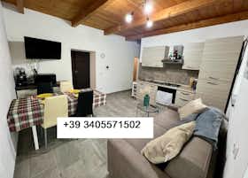 Appartement te huur voor € 111 per maand in Bosa, Via Barbagia
